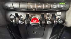 MINI Hatchback 1.5 Cooper Classic 3dr Auto Petrol Hatchback